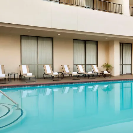 Radisson Hotel Fresno Conference Center-3